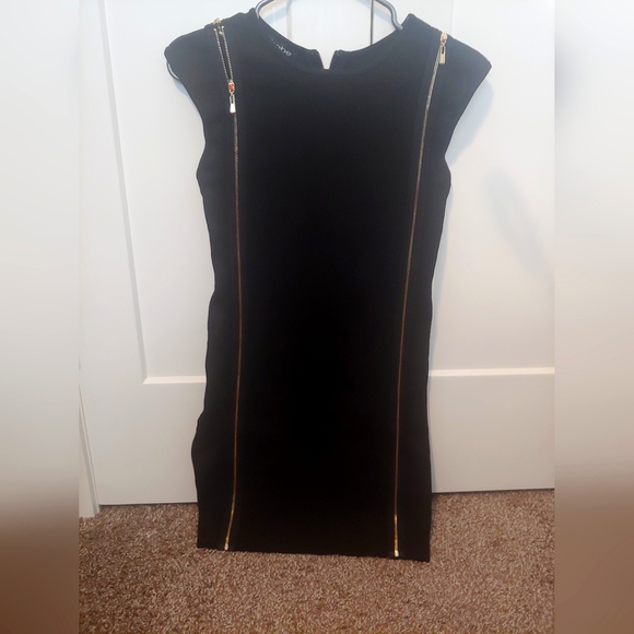 Bebe Black Zipper Dress Heavy Material Size XSmall - Picture 1 of 3